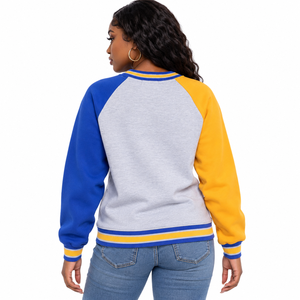 Sudadera de cuello redondo raglán con bloques de color y escudo de chenilla Sigma Gamma Rho, con bolsillo canguro y ribete acanalado a rayas - Product Image 2