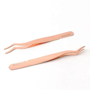 Pinza Profesional de Acero Inoxidable para Cejas con Punta Fina para Depilación de Precisión, Diseño de Lujo, Mango Cómodo - Product Image 4