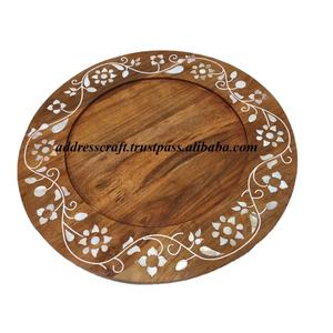Plateau de service rond en bois et incrustation d'os de style marocain Plateau de présentation élégant pour chocolat Plats pour maison de luxe Hôtel au meilleur prix - Product Image 1