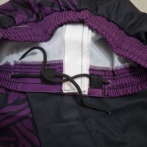 Shorts de Muay Thai personnalisés, shorts de combat MMA, shorts d'entraînement de boxe, shorts d'entraînement sublimés extensibles pour les arts martiaux mixtes - Product Image 5