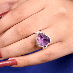 Anillo de Amatista Natural en Bruto, Plata de Ley 925, Anillo de Piedras Preciosas Hecho a Mano para Mujer, Joyería con Cristal Morado Natural - Product Image 1