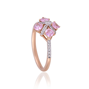 Anillo de Cóctel con Racimo Floral de Cuarzo Rosa Hidrocultivado, Joyería Fina Elegante y de Lujo para Mujer, Oro Rosa de 18K - Product Image 4