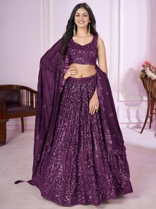 Lehenga Choli Tradicional Morado de Georgette con Lentejuelas Bordadas, Corte en A, Largo hasta el Suelo, Traje de Boda Reversible de Secado Rápido para Mujer - Product Image 1
