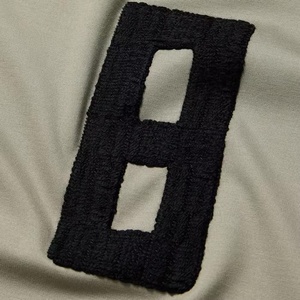 Camiseta Personalizada OEM con Parche de Chenilla, Diseño Gráfico, Corte Holgado, Hombros Caídos, Bordado de Toalla de Alta Densidad - Product Image 4