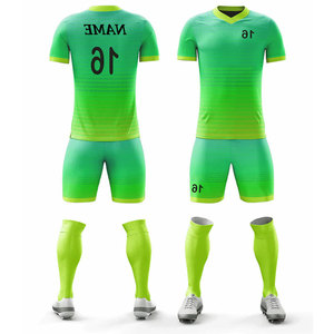 Nouvelle Saison Fournisseur Tenue de Football Homme Personnalisée Faible MOQ Vêtements de Football Adultes Uniforme d'Équipe Club Personnalisé Uni - Product Image 4