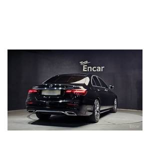 Mercedes-Benz Classe E E220d 4MATIC AMG Line 2023, 11 740 km, Diesel, Automatique, Sièges en Cuir, Volant à Gauche, Caméra Arrière - Product Image 2