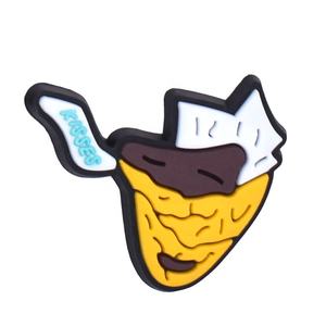 Charmes de chaussures Prem Leag de vente chaude pour les fans de football Accessoires de pom-pom girl avec trous de chaussures décoratifs - Product Image 4