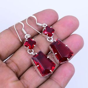 Boucles d'oreilles pendantes en grenat du Mozambique, argent sterling 925, bijoux faits main style bohème, cadeau élégant pour femme - Product Image 1