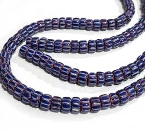 Perles Chevron en Verre Étoilé en Gros – Mélange Bleu Marine, Noir, Rouge, Blanc – Style Vénitien, Commerce Africain, Kalinga, Philippines - Product Image 2