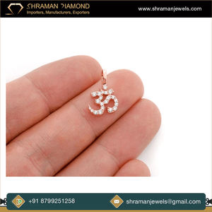 Proveedor Líder de Joyería de Moda de Alta Calidad, Regalo de Compromiso Más Vendido, Pequeño Colgante OM de Oro de 14K con Diamante Natural VVS - Product Image 5
