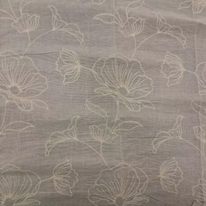 Tissu en coton blanc de qualité supérieure, brodé de motifs floraux, avec des broderies élégantes de fleurs et de vigne, tissé léger, idéal pour confectionner des robes. - Product Image 1