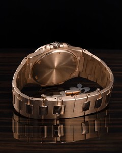 Montre-bracelet automatique ultra-fine de luxe haut de gamme, style hip-hop, avec bracelet de 16 mm et cadran diamanté, idéale pour les événements sociaux - Product Image 5