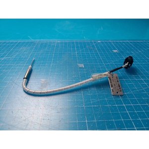 Thermomètre à résistance au platine HAYASHI JPt100-0.15-1-M-3 98387, utilisé comme pièce détachée d'équipement semi-conducteur d'époque - Product Image 1