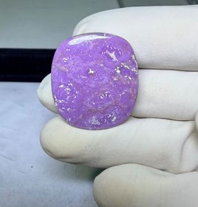 หินฟอสโฟไซเดอไรต์ธรรมชาติขายส่ง สีม่วงจากสหรัฐอเมริกา คริสตัลรูปทรงอิสระสำหรับตกแต่งและทำสมาธิ - Product Image 3