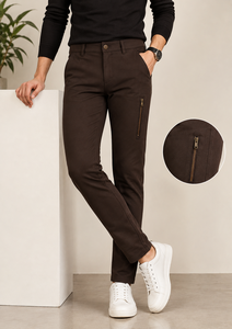 Pantalones de equitación marrones de cintura alta para mujer, ajustados, elásticos, lavados, con bolsillos con cremallera, de corte entallado, para equitación al aire libre y trabajo. - Product Image 4