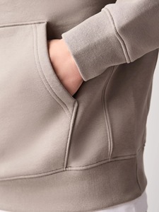 Sweat à capuche en polaire doux pour homme avec une construction confortable et un style polyvalent pour les voyages décontractés et les journées d'hiver - Product Image 5