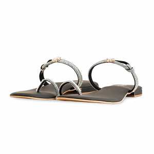 Sandalias negras de tacón elegante FN0784 Chappal elegante con diseño de tacón intrincado - Product Image 3