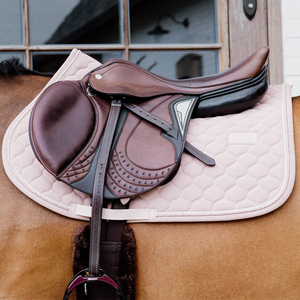 Almohadilla Ligera para Silla de Montar de Estilo Salto, Nueva Moda, Elegante, de Alta Calidad, Hecha en Pakistán, las Más Vendidas para Equitación - Product Image 4