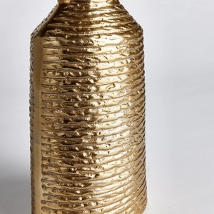 Jarrón de Metal Moderno de Primera Calidad, Decoración de Mesa Hecha a Mano, 39 cm de Altura, Acabado Plateado - Product Image 6