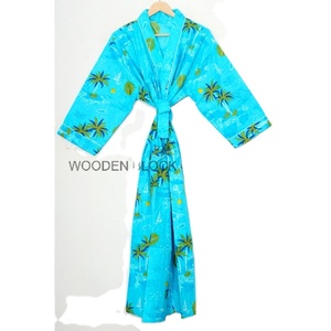 Kimono de algodón de fácil cuidado y mantenimiento para Busy Lives, kimono con cuello en V con diseño simple y estampado floral para ropa informal - Product Image 1