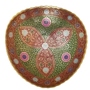 Cuenco de metal decorativo curvado a mano para servir alimentos, frutos secos, frutas, para decoración de mesa. - Product Image 5