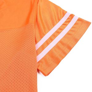 เสื้อฟุตบอลผ้าตาข่ายสำหรับผู้ชาย แบบคลาสสิก  ระบายอากาศได้ดี เหมาะสำหรับออกกำลังกาย เสื้อยืดกีฬา ชุดลำลอง ชุดฟิตเนส - Product Image 2