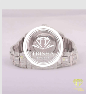 นาฬิกาเพชรโมอิสซาไนต์สีขาวพรีเมียม ประดับด้วยเพชรทรงบาแกตต์และเพชร VVS ฝังด้วยมือ ดีไซน์หรูหรา - Product Image 3