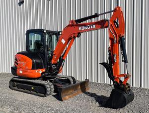 รถขุดขนาดเล็ก Kubota KX040-4 แบบมีห้องโดยสาร รถขุดตีนตะขาบขนาดกะทัดรัด ระบบไฮดรอลิก สำหรับงานก่อสร้างในฟาร์ม - Product Image 5