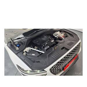 Genesis GV70 2.5T 2024, Gasolina, Tracción en las Cuatro Ruedas, 30,795 km, Caja de Cambios Automática, Asientos de Cuero, Cámara Trasera, Volante a la Izquierda - Product Image 6