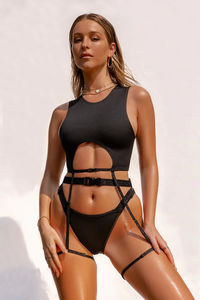 Tenue de pole dance pour femmes, haut à col haut, short taille haute, vêtements de performance légers, mode estivale, service OEM - Product Image 4