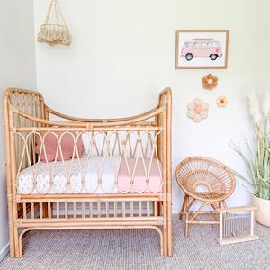 Lit bébé en bois à vendre, lits bébé en rotin durable, berceau pour nouveau-né, lit bébé avec rangement - Product Image 3