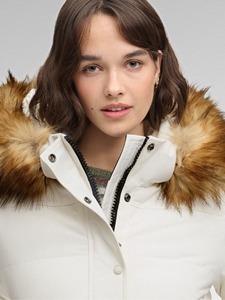 Chaqueta Acolchada para Mujer al por Mayor, Personalizada, Informal, para Exteriores, Resistente al Viento, con Cierre de Cremallera y Bolsillos Laterales, Abrigo Premium para Invierno - Product Image 4