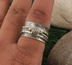 Anillo Apilable Minimalista de Plata de Ley con Diseño de Tortuga, Inspirado en la Playa y el Océano, para Mujer, Joyería para Fiestas - Product Image 3