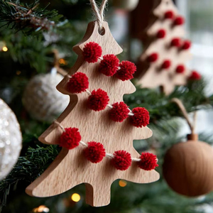 Adorno Navideño Colgante de Madera Natural de Alta Calidad, Tamaño Personalizado, Decoración Ecológica Hecha a Mano para el Hogar - Product Image 1