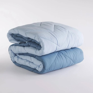Couette matelassée respirante toutes saisons noire, alternative au duvet, en fibres spirales douces, vente en gros - Product Image 1