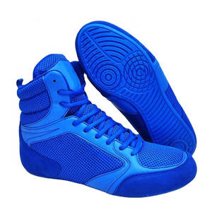 Chaussures de boxe confortables à semelle souple et mouvement fluide, avec construction durable et adhérence équilibrée - Product Image 1