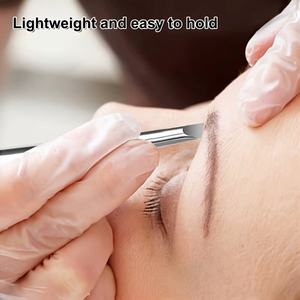 Pinzas Profesionales de Acero Inoxidable con Punta Biselada Antideslizante, Resistentes, de Precisión, para Depilar Cejas, Aplicar Pestañas y Recortar - Product Image 2