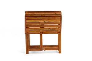 Table de jardinage en bois développée pour combiner un espace de travail de jardinage fonctionnel avec une apparence naturelle et épurée du bois - Product Image 4