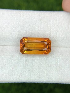 Superbe Citrine Jaune Orange Naturelle de Madeira, Pierre Précieuse Taillée de Haute Qualité pour la Fabrication de Bijoux - Product Image 3