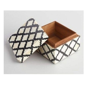 Recipiente Rectangular Artesanal Marroquí con Incrustaciones de Hueso, Tapa para Almacenamiento de Vajilla, Diseño Geométrico Blanco y Negro, Gran Capacidad, Fácil de Limpiar - Product Image 2
