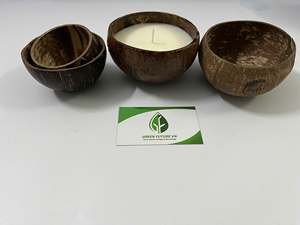 Recipiente para Velas de Cáscara de Coco Vacía |   Decoración Ecológica Hecha a Mano de Primera Calidad |   Decoración del Hogar Ecológica Hecha a Mano - Product Image 2