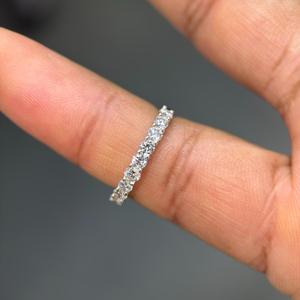 แหวนเพชรแล็บโกรว์ดีไซน์มินิมอล ทองคำแท้ 14K สำหรับผู้หญิง สวมใส่ได้ทุกวัน งานหมั้น งานแต่ง งานครบรอบ หรูหรา ทันสมัย ลดราคาพิเศษ - Product Image 6