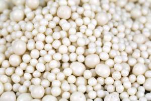 ผู้ผลิต ผู้จัดจำหน่าย ช็อกโกแลตผสมแบบเร็วจัดส่ง OEM/ODM ฮาลาล ช็อกโกแลตไข่มุกสีเงิน ช็อกโกแลตกรุบกรอบ สำหรับตกแต่งเค้ก - Product Image 5