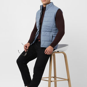 Chaleco Acolchado Gris para Hombre, Diseño Personalizado, Chaleco Cortavientos a la Moda para Uso en Exteriores con Servicio OEM - Product Image 5