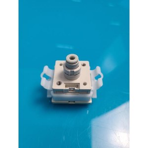 ISE30A-C4H-N SMC ใช้เป็นชิ้นส่วนอุปกรณ์เซมิคอนดักเตอร์รุ่นเก่า - Product Image 3