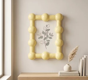 Marcos de Fotos de Resina de Diseño Clásico para Decoración del Hogar, Suministro de Marcos de Fotos, Diseño de Resina Hecho a Mano para Decoración del Hogar - Product Image 2