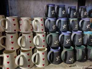 Ceramic <b>Mugs</b> With Red <b>Hearts</b> And White Flower with multi color cup set Designs Durable Handmade Drinkware For Promotional - Product Image 6