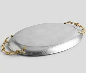 Bandeja de servir ovalada clásica de metal con asas de hoja de oro, acabado pulido hecho a mano, para uso en mesa y como regalo. - Product Image 3