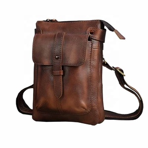 Simple Design Waterproof Lightweight Genuine Leather Unisex Crossbody Messenger Bag Sustainable Eco-Friendly Logo 3L Capacity - Product Image 5
