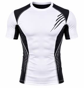 T-shirt de sport pour homme, coupe ajustée, respirant, en toile, à compression premium, séchage rapide, pour la course à pied, la gym, l'entraînement et le fitness - Product Image 5
